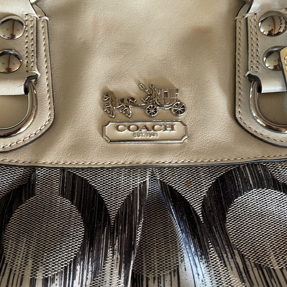 Coach satchel - Picture 12 of 12